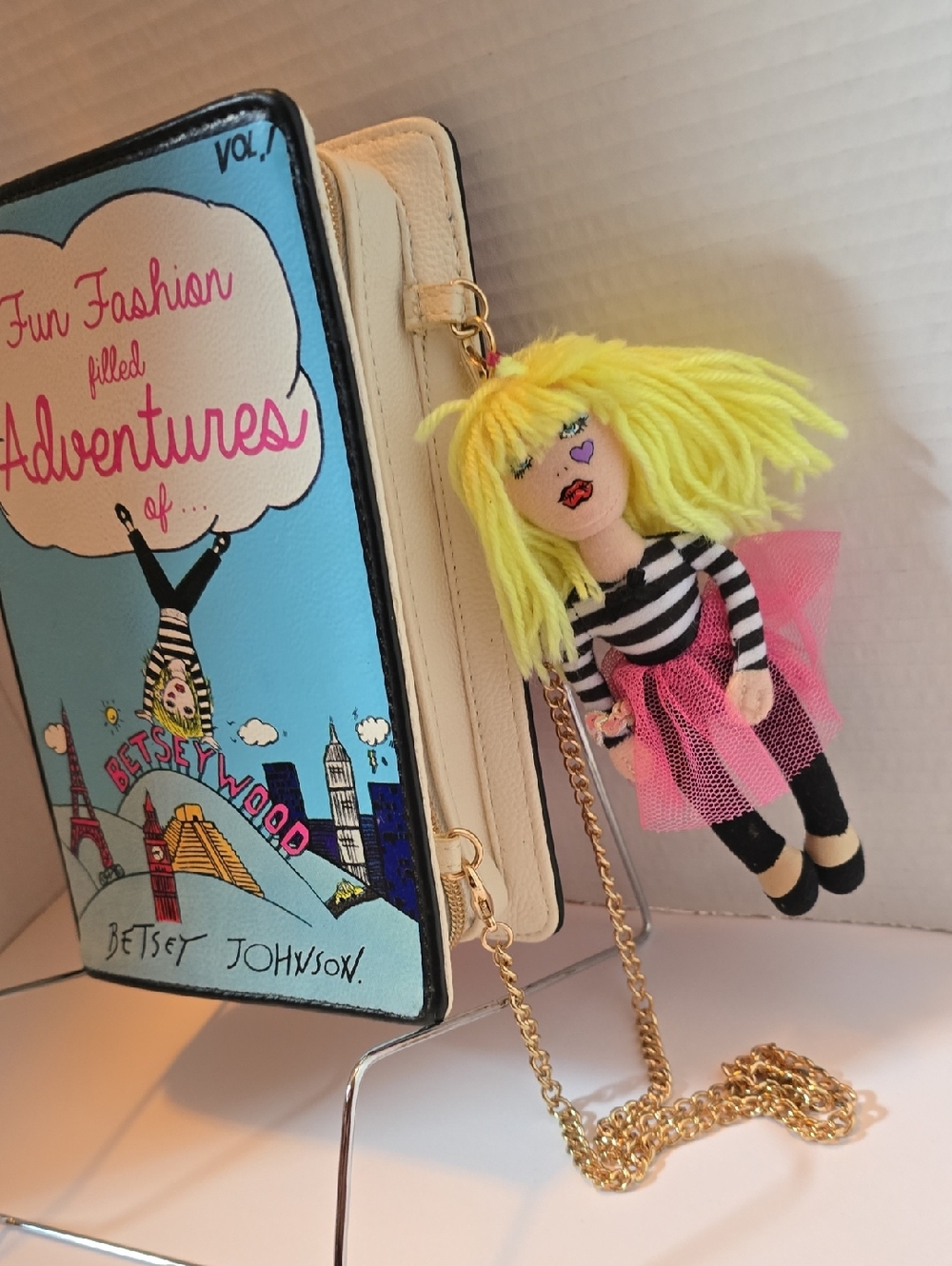 The Fun Filled Adventures of Betsey Johnson - Picture 5 of 15